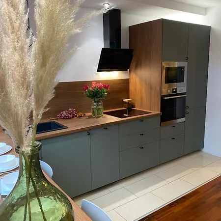 Daire Sauna Infrared 2 *